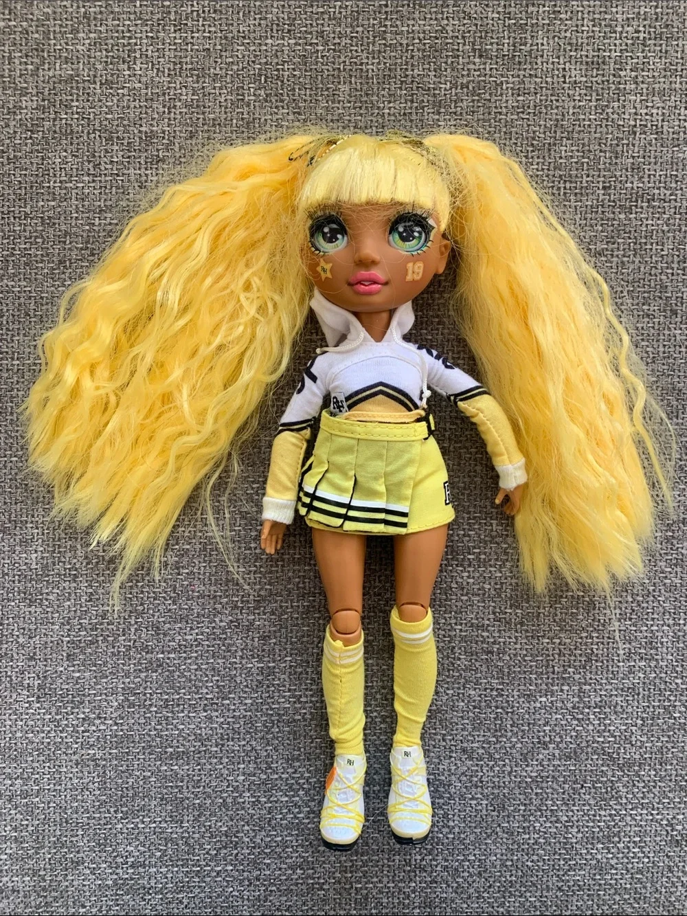 Rainbow High Sunny Madison Cheerleader Doll